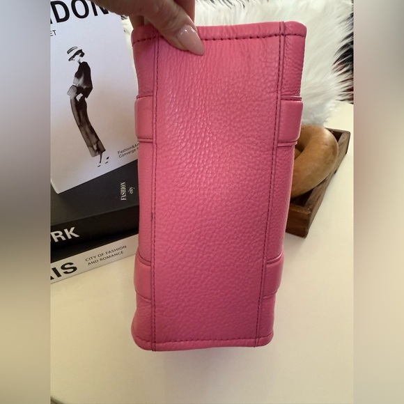 Marc Jacobs The Leather Tote Crossbody Bag – Candy Pink -Rare & Sold Out - Picture 15 of 16